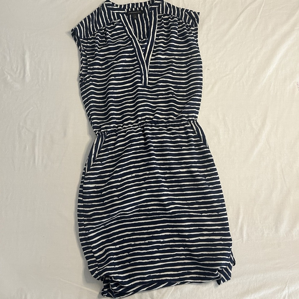 Banana‎ Republic Women's Petite Size 2P Midi Blue and White Striped Dress